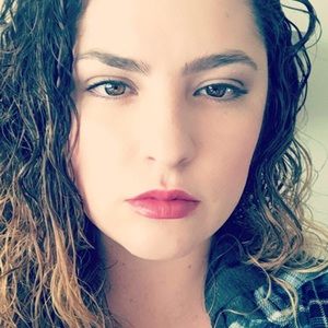 Meet your Posher, Lorena